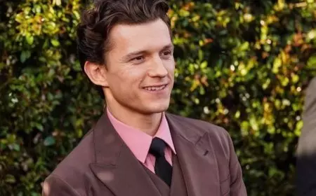 Terbentur Kontrak Marvel, Tom Holland Terpaksa Tolak James Bond