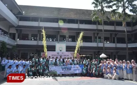 MTs Almaarif 01 Singosari Malang Sambut Mahasiswa dari 20 Negara dalam Program I-YES 2025