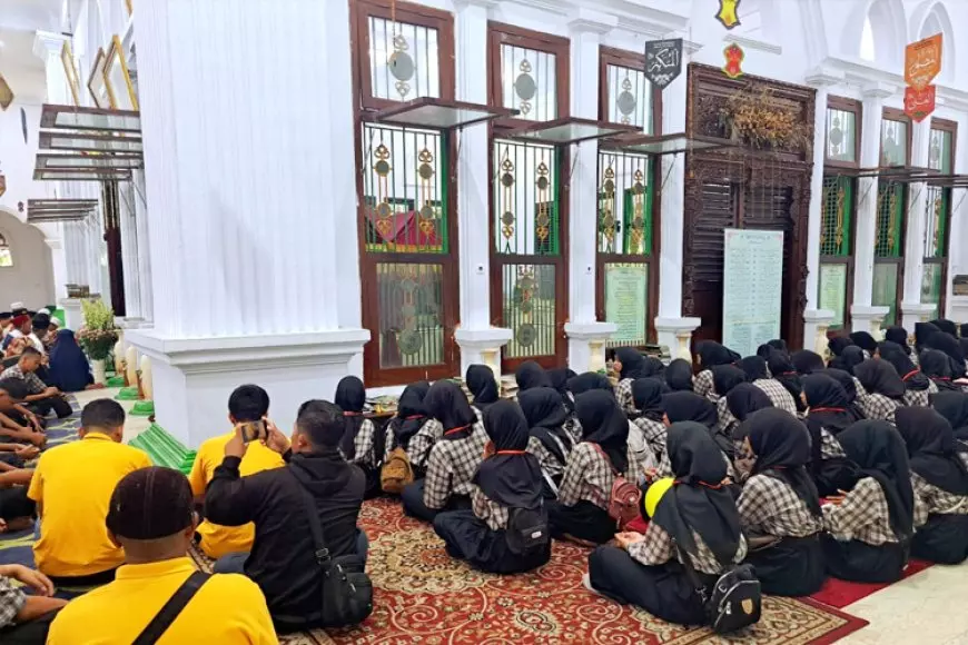 Outing Class SMPN 1 Borobudur, Padukan Wisata Edukatif, Hiburan, dan Religi