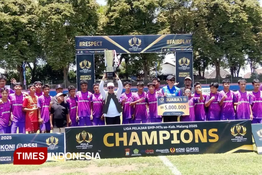 Bungkam Tim Lawan 2-0, MTsN 2 Malang Juarai Sepakbola Piala Kapolres Malang 2025