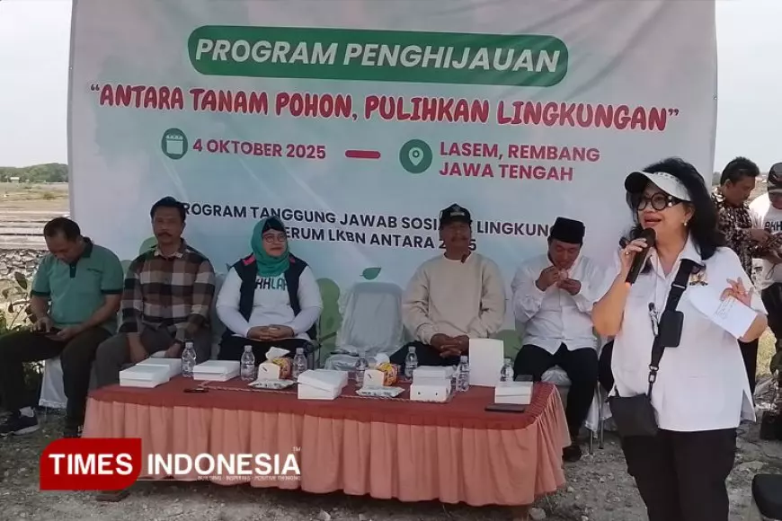 Lasem Menghijau, Cara Anggota DPR RI Evita Nursanty Reses dengan Tanam Pohon