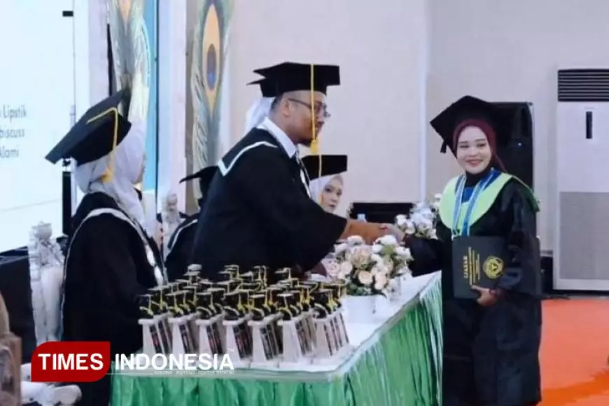 Hebat, 64 Persen Mahasiswa Akafarma Sunan Giri Ponorogo yang Diwisuda Sudah Diterima Kerja