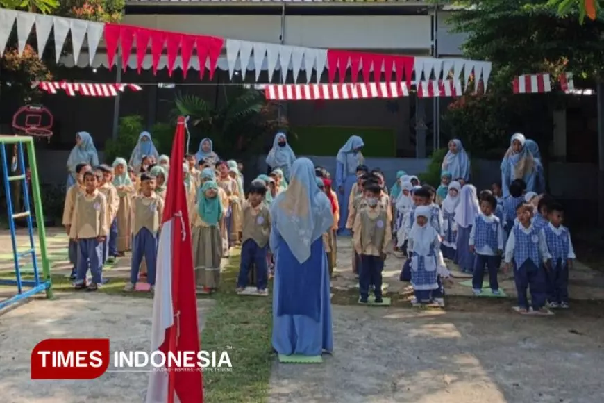 Mahasiswa UNISMA Ikut Dampingi Pekan Kemerdekaan di TK Andalusia Kids, Malang