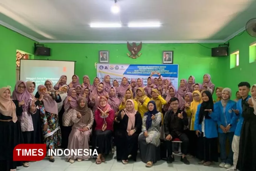 Abdimas Dosen UNIPMA Madiun, Sosialisasi Program Composting Chicken Coop di Posyandu Teguhan