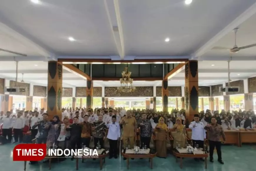 Guru Madrasah di Pacitan dapat Pembekalan Teknologi AI dan Robotics
