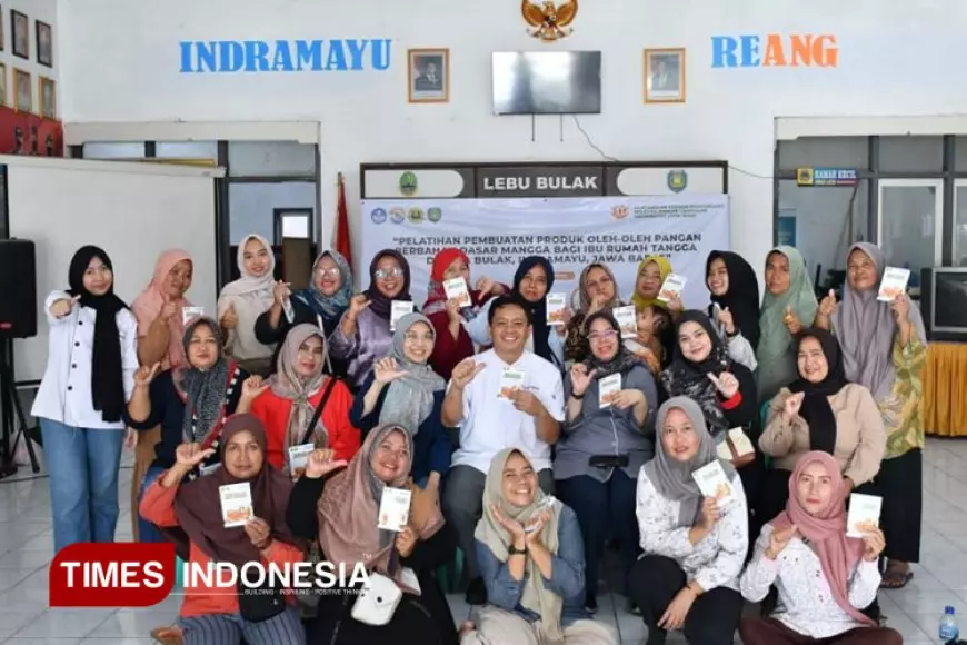 Perkuat Implementasi SDGs, Prodi Tata Boga FT UNJ Berdayakan Ibu Rumah Tangga Desa Bulak Indramayu Lewat Inovasi Oleh-Oleh Berbahan Mangga