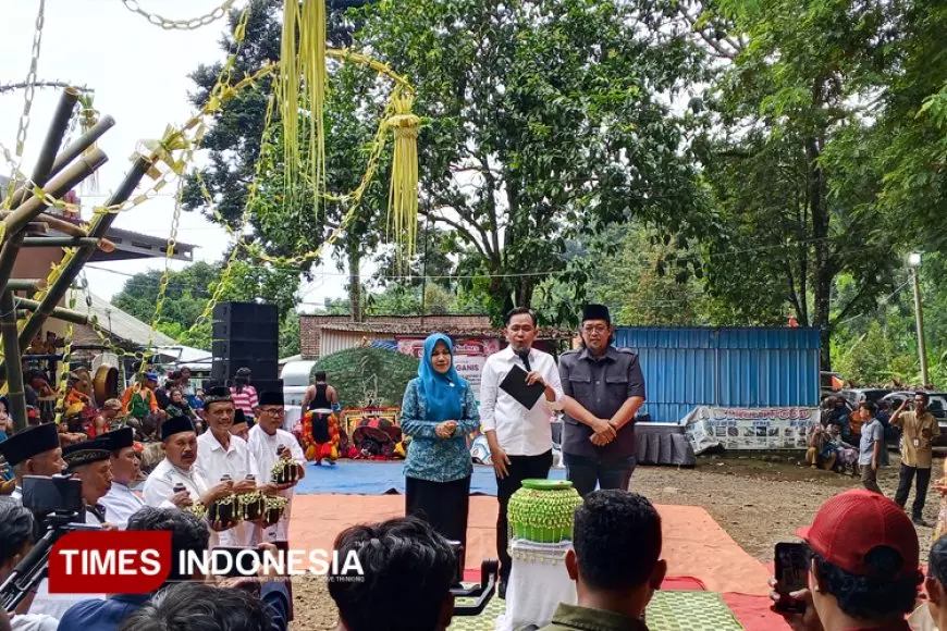 Bupati Jember Minta Kampung Durian Dipromosikan di Medsos