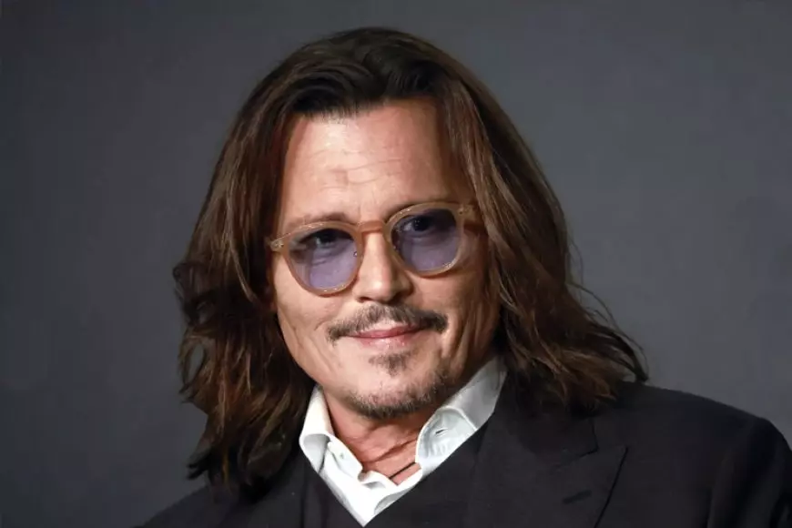 Johnny Depp Comeback Lewat Film Ebenezer: A Christmas Carol