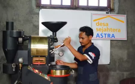 Desa Sejahtera Astra Bajawa: Djony Bunarto Tjondro Tegaskan Komitmen Astra untuk Mendorong Kemandirian Ekonomi Desa