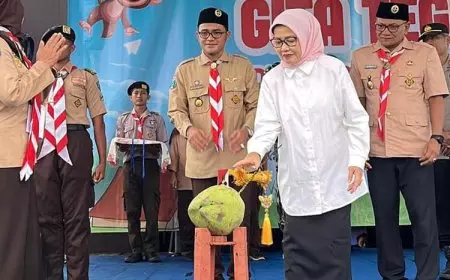 Wabup Malang Apresiasi Gita Tegak IV MKKS SMA Swasta Kabupaten Malang di Kasembon