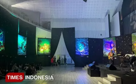 Pameran Instalasi Batik Titisari di Malang, 12 Karya Leburkan Budaya Indonesia ke Kancah Global
