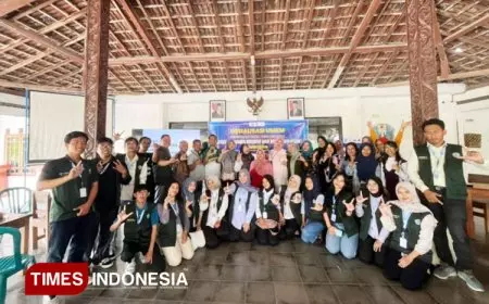 Mahasiswa KKN Kelompok 7  UNIPMA Gelar Pelatihan Strategi Bisnis Kreatif dan Berkelanjutan Pelaku UMKM Desa Luworo