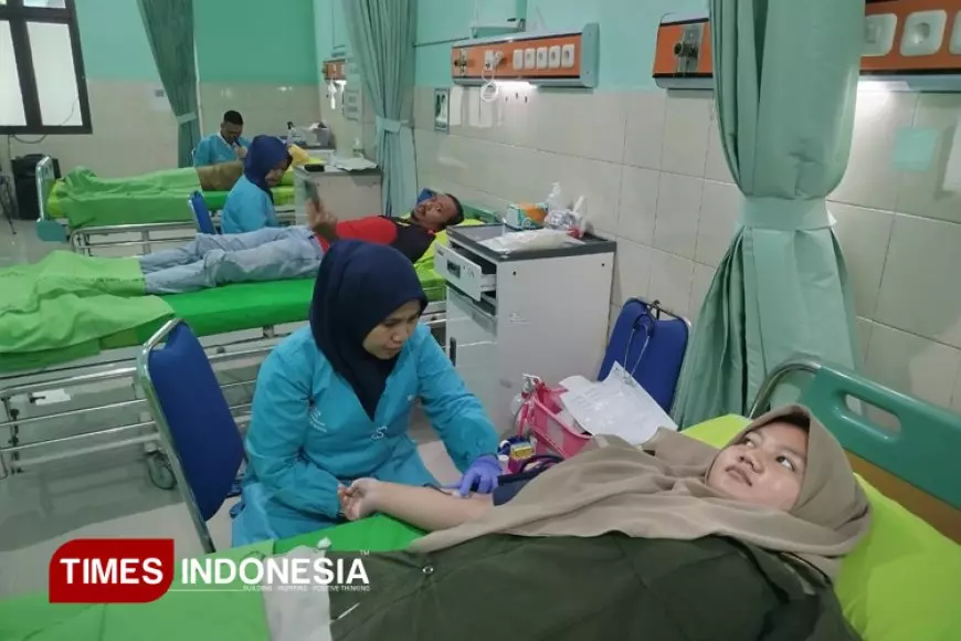 Tingkatkan Ketahanan Kesehatan Nasional, RSUD Caruban Ikuti Donor Darah Serentak HUT ke-25 ARSADA