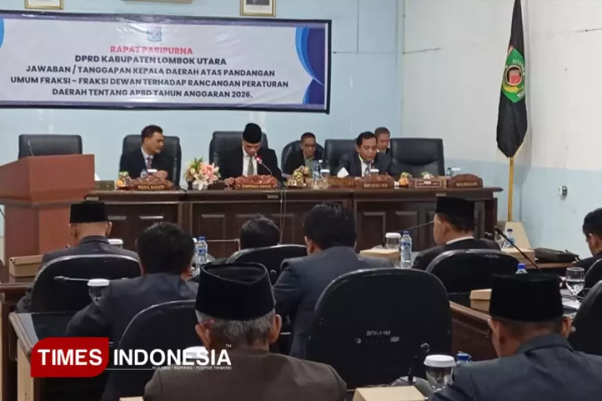 DPRD KLU Gelar Rapat Paripurna Jawaban dan Tanggapan Terhadap Pandangan Umum Fraksi