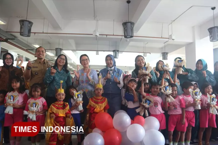 Gebyar Hari Pahlawan, TP PKK Ajak Ratusan Anak PAUD di Kota Malang Belajar Nilai Perjuangan dengan Gembira