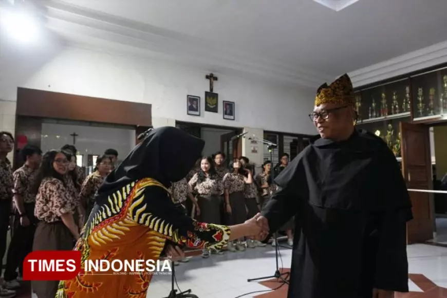 SMA Katolik St. Albertus Malang menggelar Dempo Fair XLVII Hadirkan Bernadya dan Coldiac