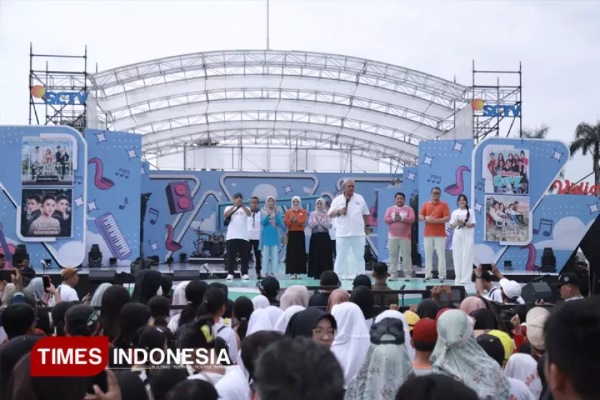 Karnaval SCTV 2025 di Jember Diwarnai Deklarasi Anti-Perundungan Pelajar