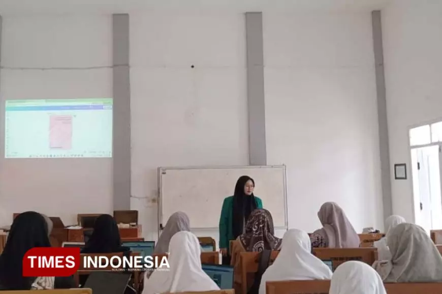 Mahasiswa Universitas Nurul Jadid Dilatih Membuat E-Book Interaktif dalam Pengabdian Magister UNISMA