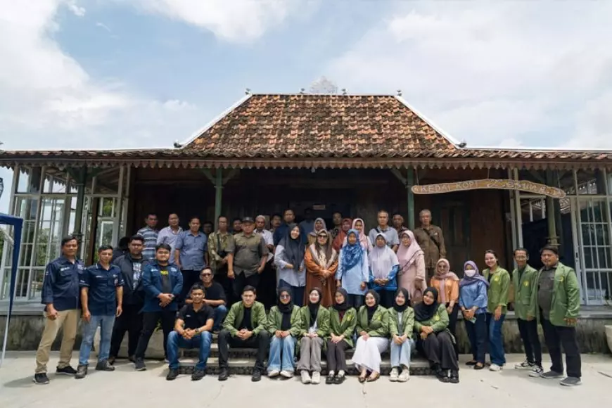 Optimalisasi Penyaluran Pupuk Bersubsidi Kabupaten Sleman dan Pelatihan Digital Marketing