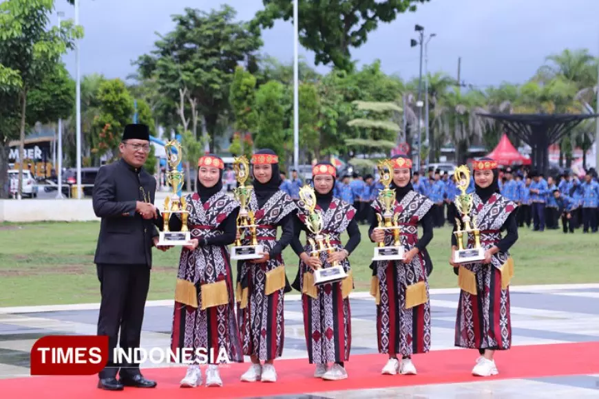 Jember Kokohkan Semangat Pengabdian pada Peringatan Hari Guru Nasional dan HUT ke-54 Korpri