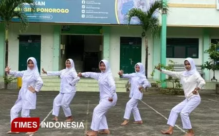 UKM Seni SEIFA Akafarma Sunan Giri menjadi Wadah Kreativitas dan Pelestarian Budaya