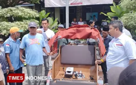 Dishub Jember Salurkan 100 Becak Listrik Bantuan Presiden untuk Pengemudi Lansia