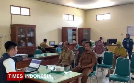 Pelatihan Web Desa Kedungjati; Mahasiswa KKN UNIPMA Madiun Kelompok 23 Dorong Transformasi Digital Desa