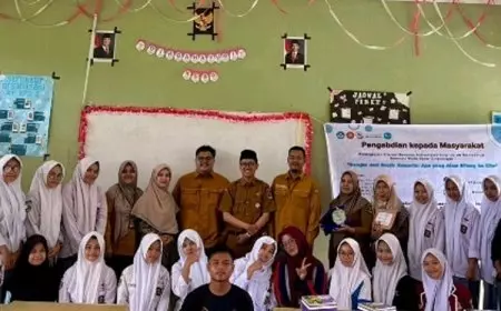 Politeknik Negeri Padang Tingkatkan Literasi Bencana Siswa SMAN 17 Padang