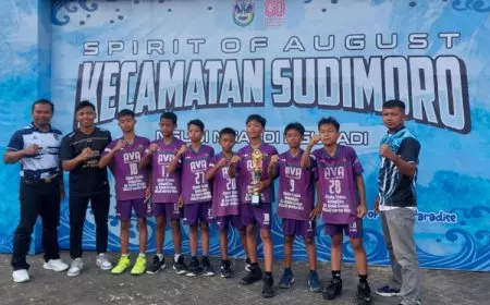 Tak Terkejar, SMPN 6 Sudimoro Kembali Juara Voli Antar-SMP se-Kecamatan Sudimoro