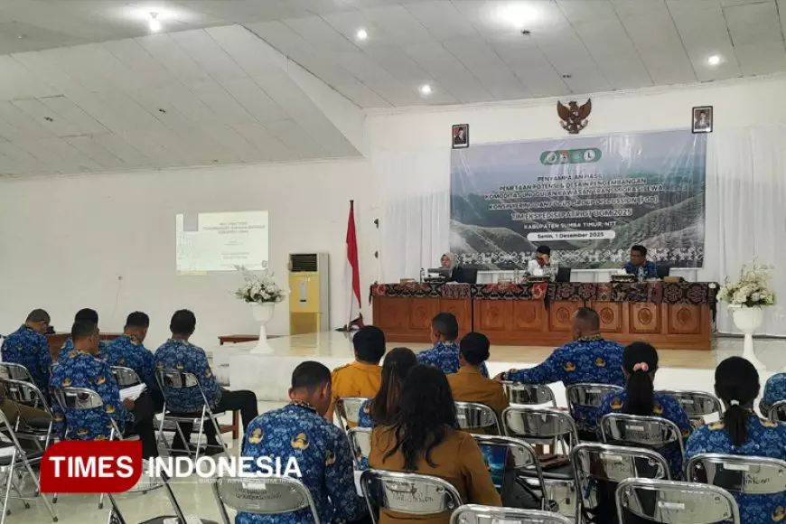 Sumba Timur dan UGM Bahas Pengembangan Potensi Transmigrasi Lewa