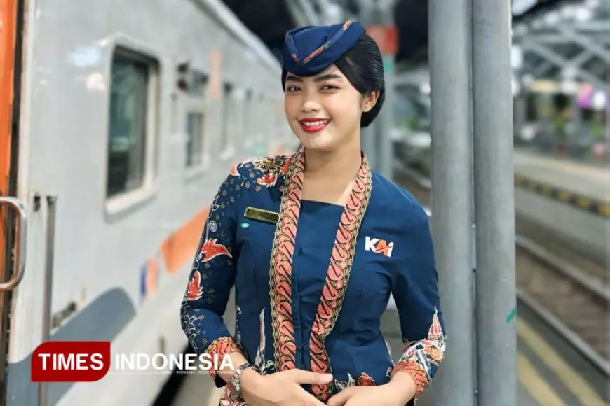 Kisah Pramugari Oktavia Dwi Untari Wujudkan Mimpi Ibunda, Pilar Tunggal Sejak Papa Tiada