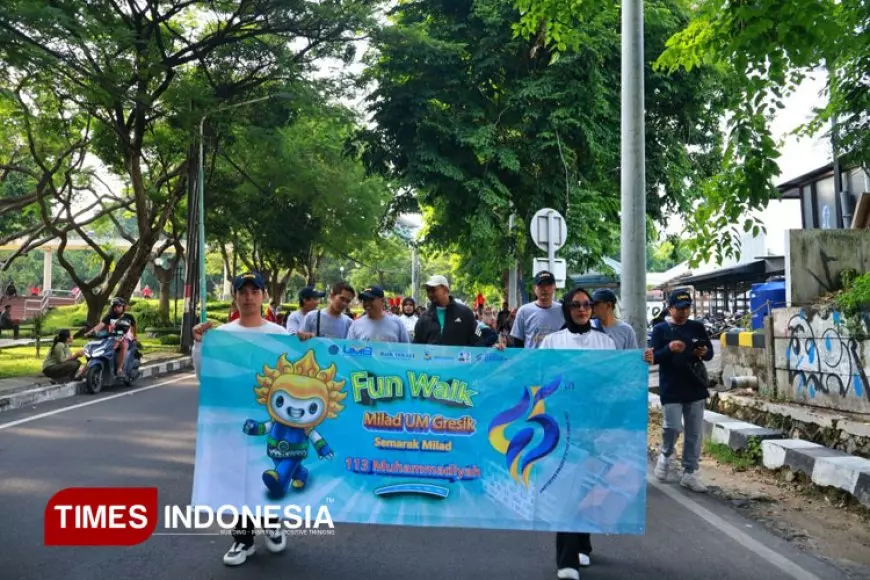 UM Gresik Rayakan Milad ke-45 dengan Meriah: Fun Walk Akbar, Hadiah Umrah, hingga Aksi Sosial Warnai Puncak Perayaan