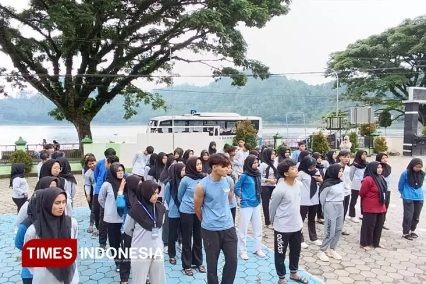 Asah Jiwa Kepemimpinan, Mahasiswa Akafarma Sunan Giri Ponorogo Ikuti LDK