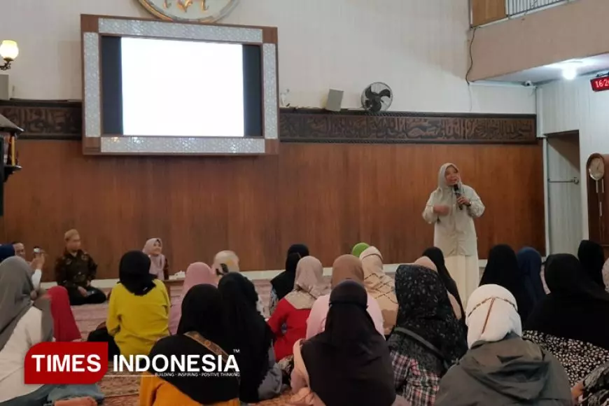 STIE Malangkucecwara Ambil Peran Untuk Masyarakat Miliki Ketahanan Keluarga