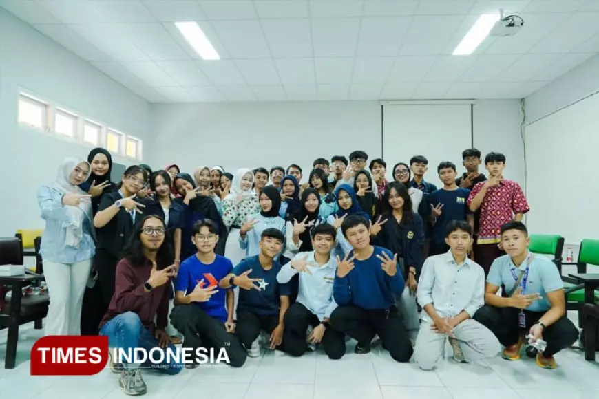 Menuju Kumophoria, Himakom Unmer Malang Gelar Workshop Media Kreatif untuk Pelajar