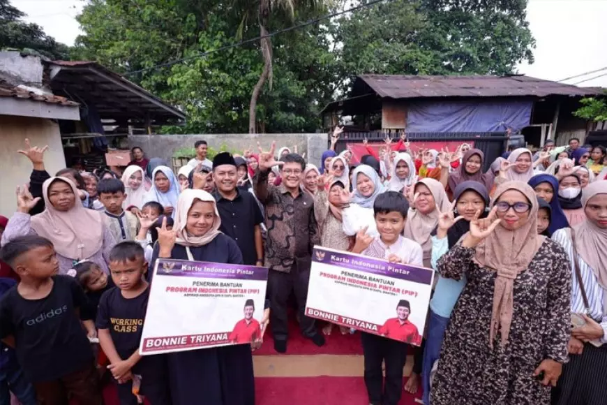 Reses di Lebak, Bonnie: PDIP Kawal Dana Pendidikan Sampai ke Rakyat