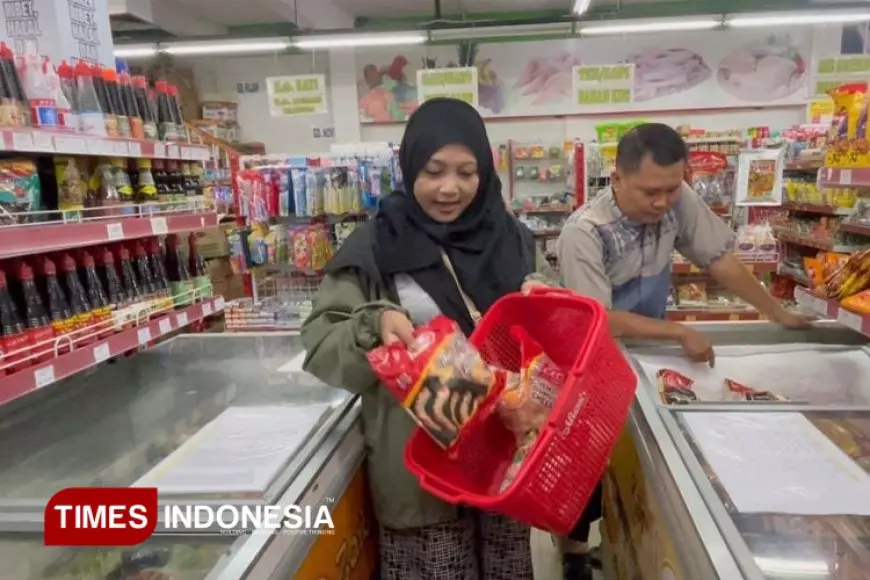 Tradisi Bakar-Bakaran Akhir Tahun Dongkrak Penjualan Frozen Food di Jombang