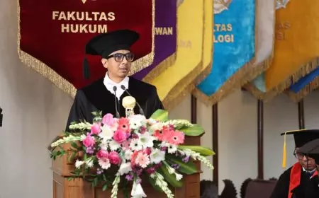 Zainal Arifin Mochtar Dikukuhkan Jadi Guru Besar UGM, Soroti Pelemahan Lembaga Independen