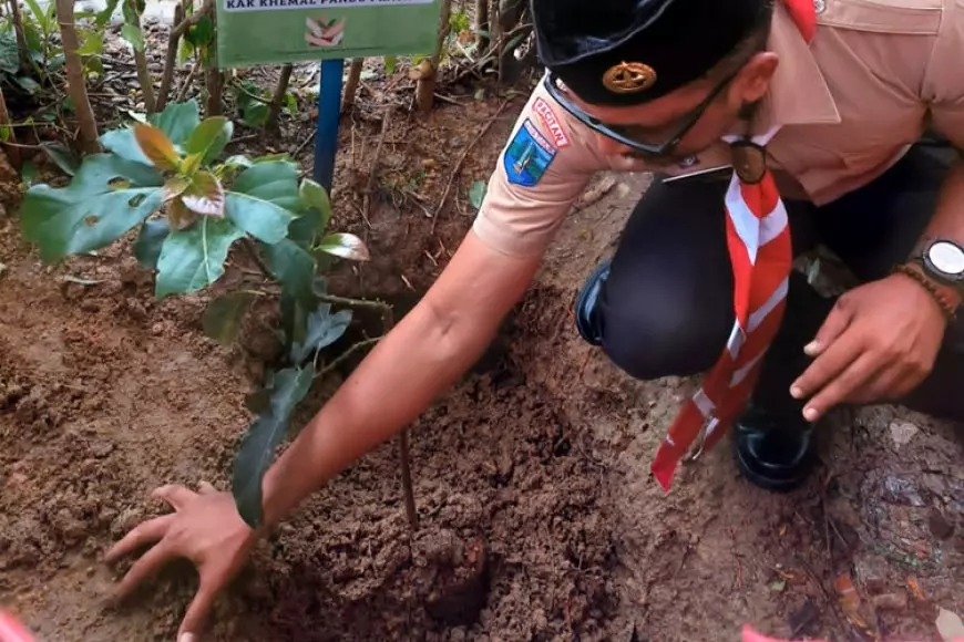 Kadis Pendidikan Pacitan Dorong Pramuka Jadi Penjaga Lingkungan