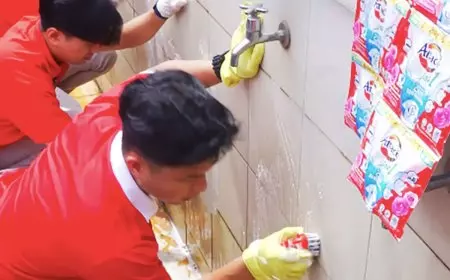 Gerakan Bersihkan Masjid dan Perlengkapan Ibadah Bersama Attack Jaz1 Serbaguna