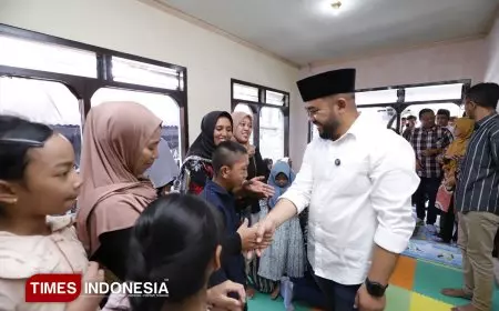 Mas Heli Salurkan 173 Paket Sembako untuk Warga dan ABK di Bulukerto Batu