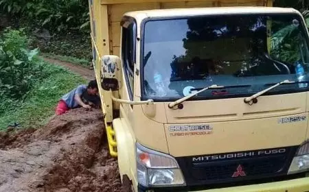 Satu Tahun Pemerintahan Cianjur, Poslogis: Antara Megahnya Citra dan Pahitnya Realita