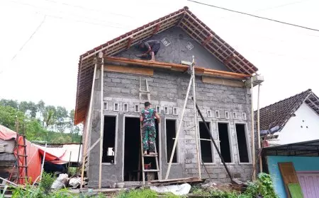 TMMD Ke-127 Kodim 0808 Blitar Renovasi RTLH Warga di Desa Krisik