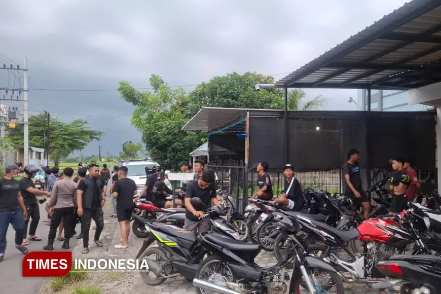 Polisi Bubarkan Balap Liar di Probolinggo, 21 Motor Diamankan dan Pelaku Diberi Pembinaan