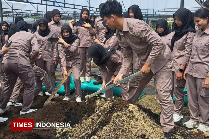 Tingkatkan Pemahaman Hortikultura Modern, Polbangtan Malang Gelar Praktikum Industri