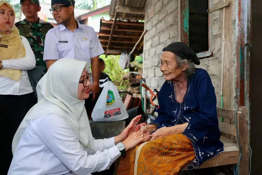Perkuat Pelayanan Publik, Bupati Banyuwangi Luncurkan Program Lapor Camat Via WhatsApp