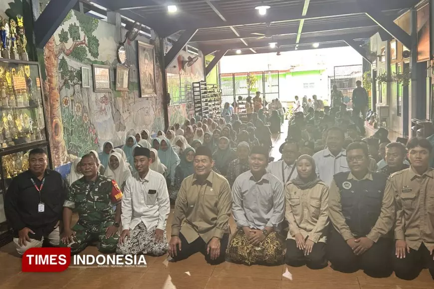 Anggota DPR Bambang Haryo Tinjau Program MBG bagi Santri di Surabaya