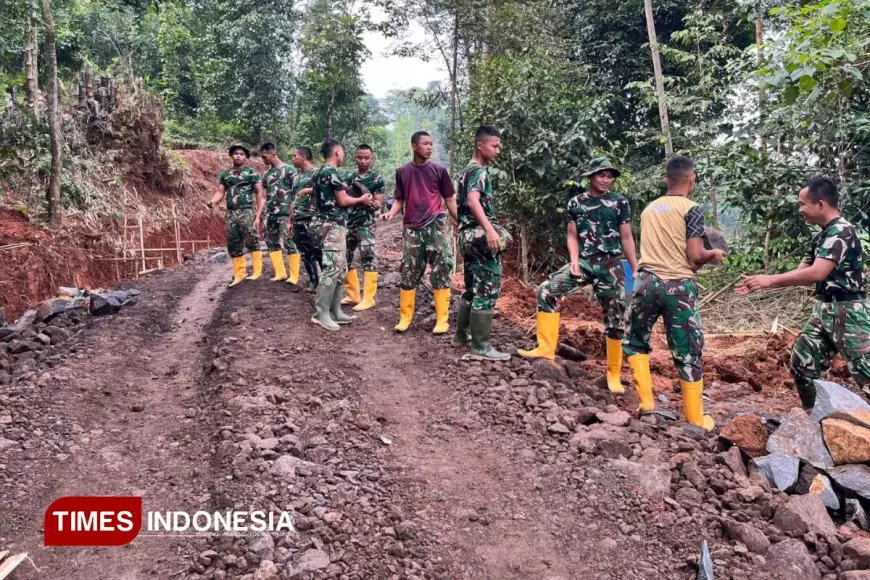 Satgas TMMD Majalengka Genjot Pengerasan Jalan, Akses Desa Kian Terbuka