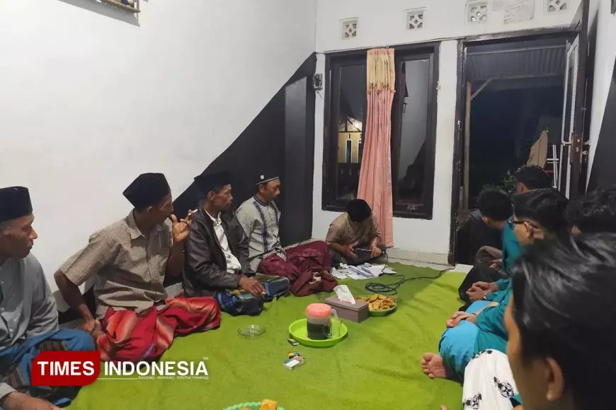 Mahasiswa KSM-T UNISMA: Membaur dalam Rutinan Tahlil di Desa Kemiri