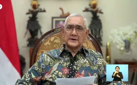 BREAKING NEWS: Wapres ke-6 Try Sutrisno Meninggal Dunia